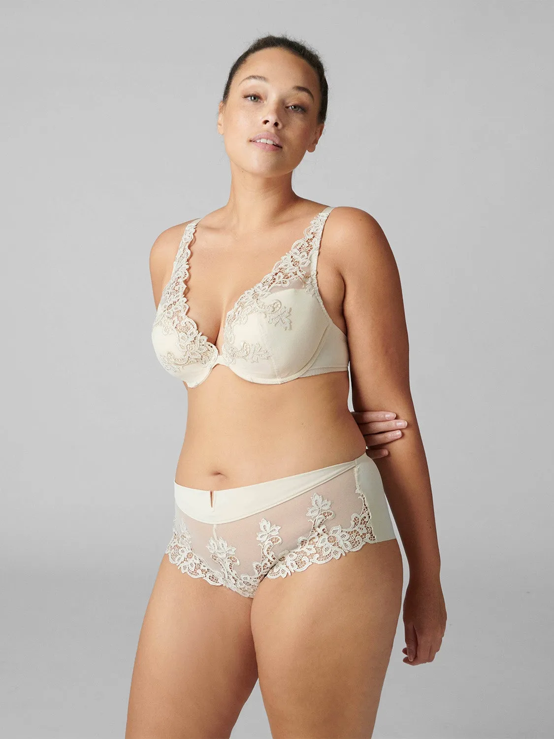 Saga Triangle Contour - Topaz Beige