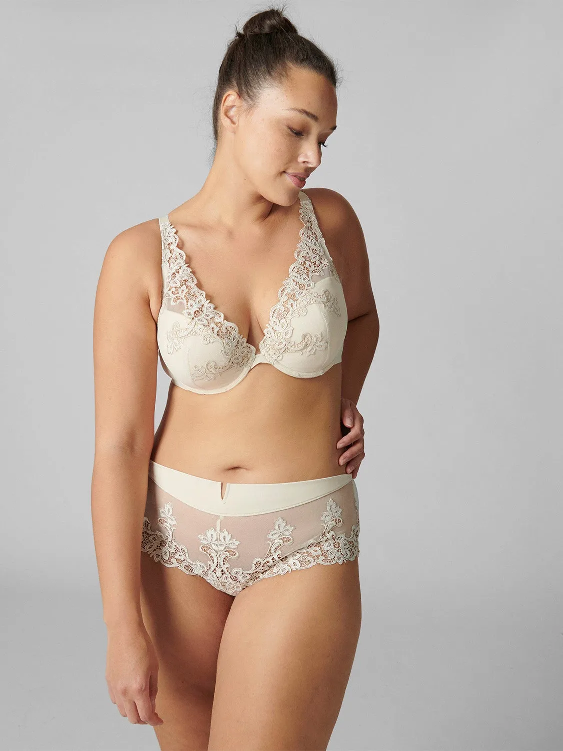 Saga Triangle Contour - Topaz Beige